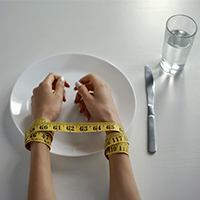 Magíster Internacional en Nutrición y Dietética con Especialidad en Obesidad y Trastornos del Comportamiento Alimentario