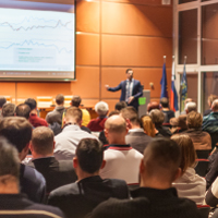 Magíster en Gestión Pública y Liderazgo